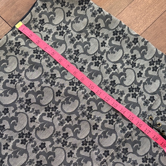 Vintage LambertRand Brocade Two-Piece Set in Golden/Tan & Black - Picture 8 of 10